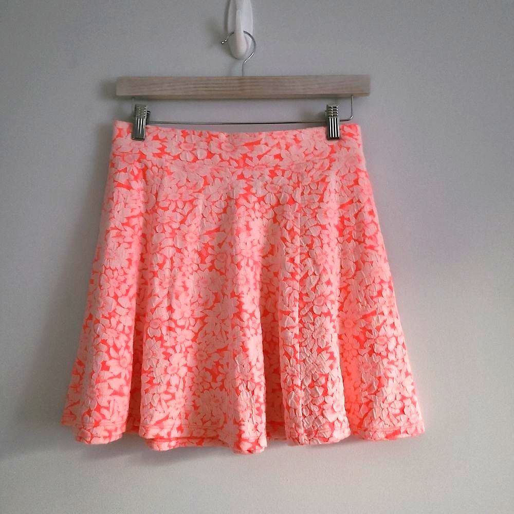 Y2K H&M Neon Pink Floral Mini Skirt Size S
